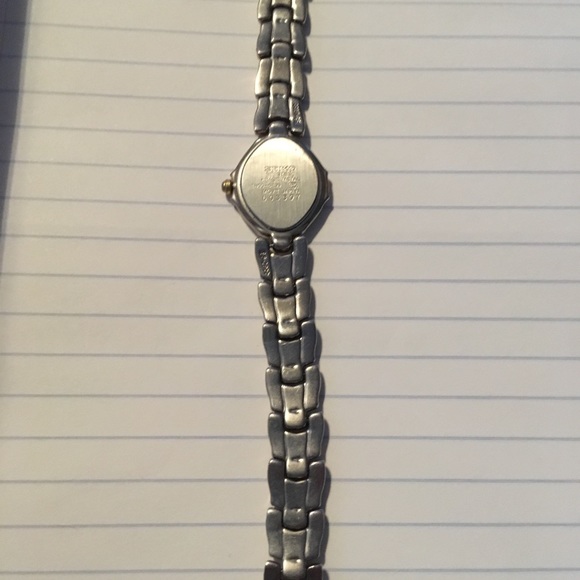 Seiko Ladies Watch two toned new battery - Picture 4 of 5